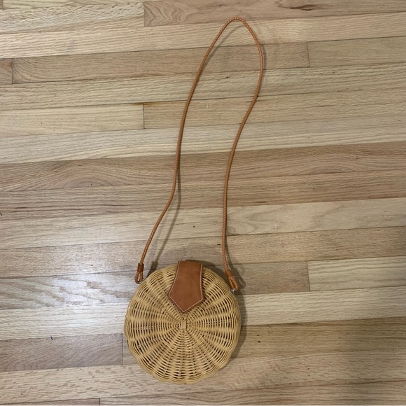 J.McLaughlin Romina Wicker Crossbody Bag Purse Woven Vacation Resort Coastal - Picture 2 of 10